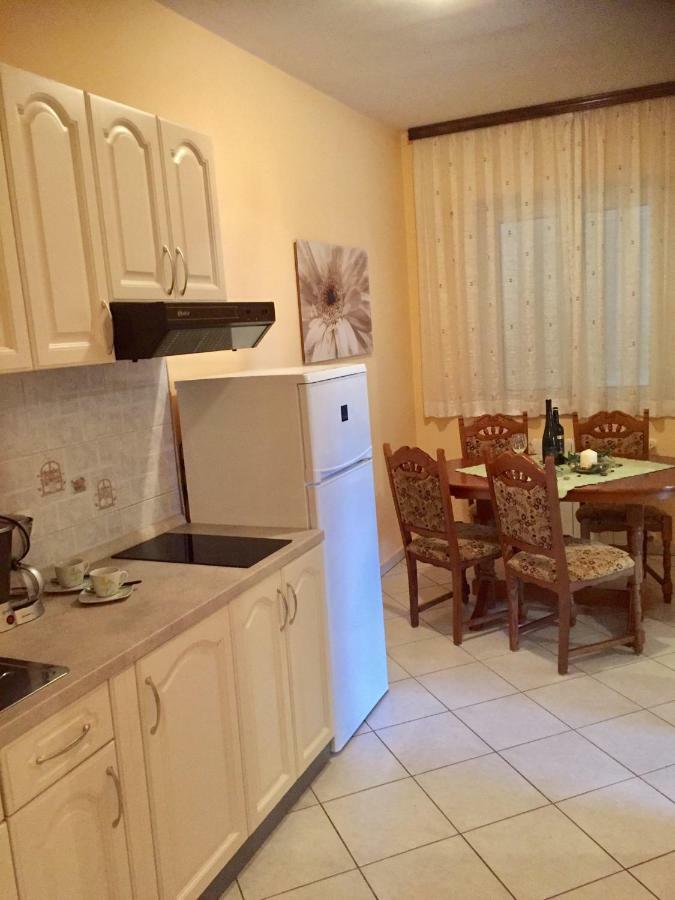 Apartments Marinela Poreč Extérieur photo